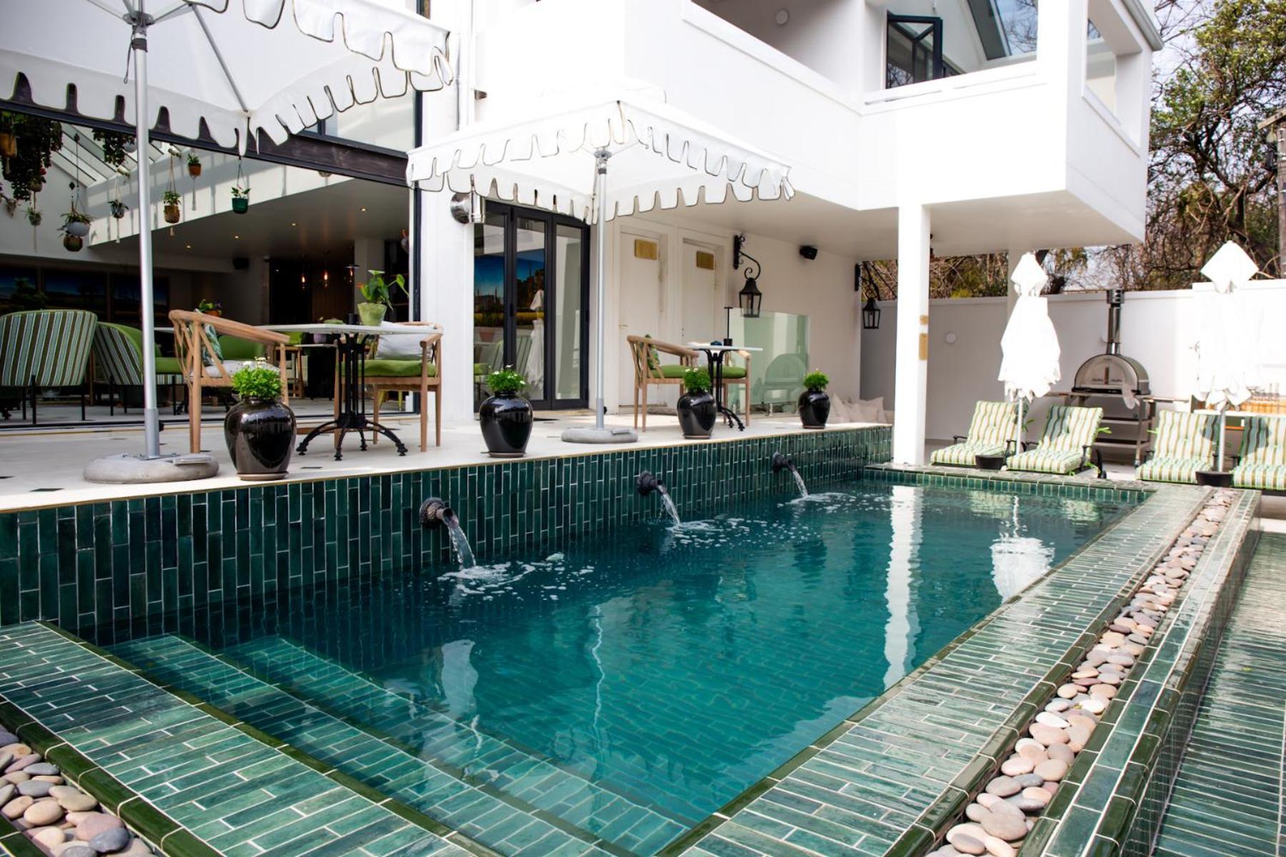 Le Petit Manoir Boutique Hotel فرانستشوك المظهر الخارجي الصورة