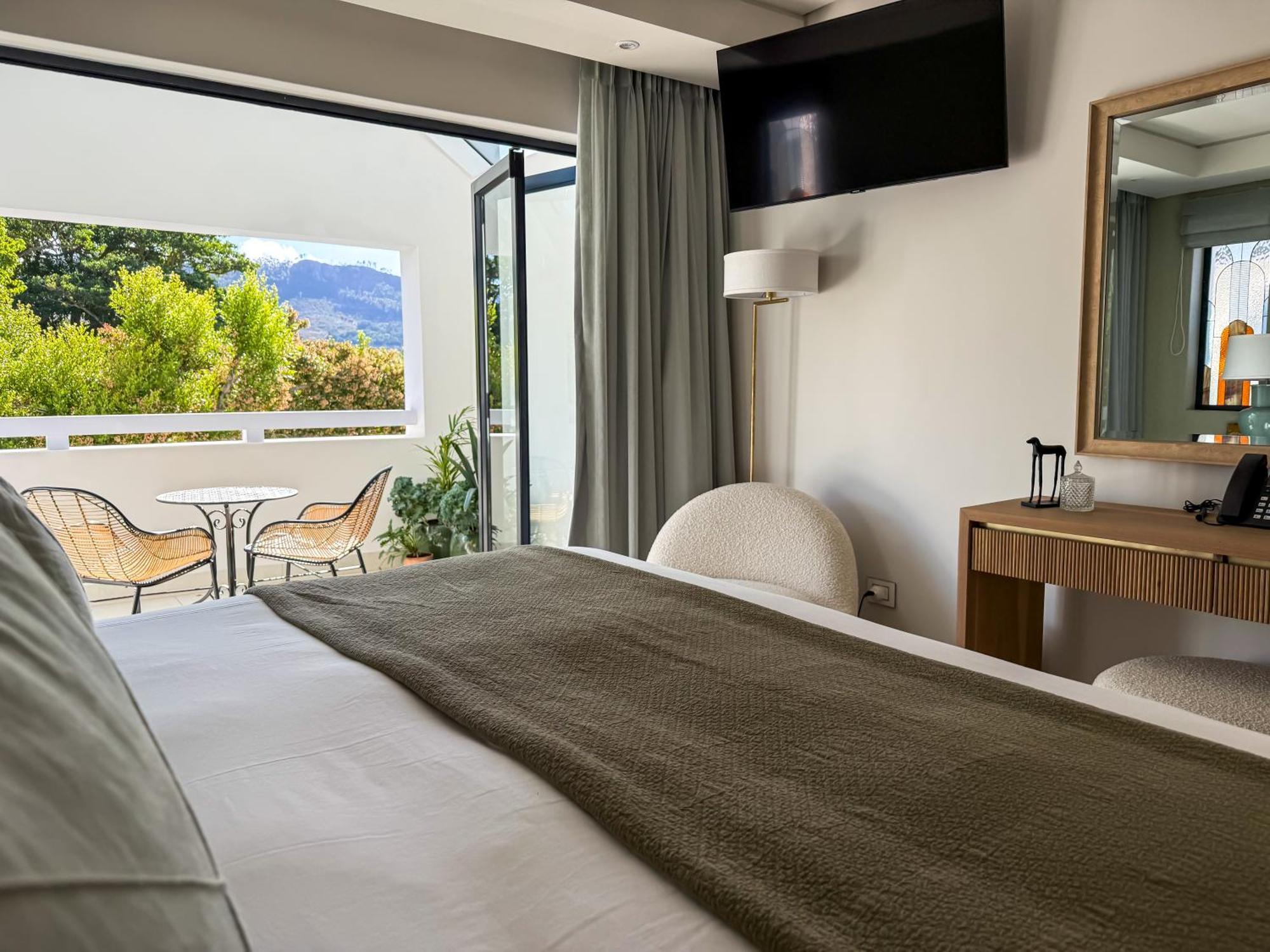 Le Petit Manoir Boutique Hotel فرانستشوك المظهر الخارجي الصورة